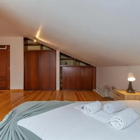 דירה Penha De Franca's Viewpoint Duplex ליסבון